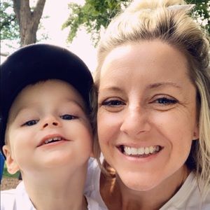 Meet your Posher, Amanda